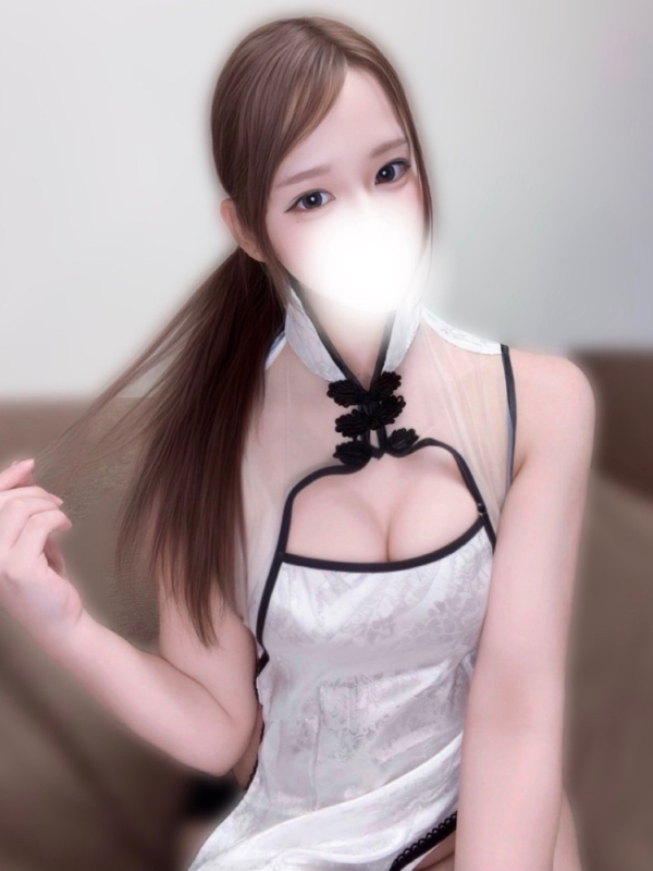 若月あゆみ